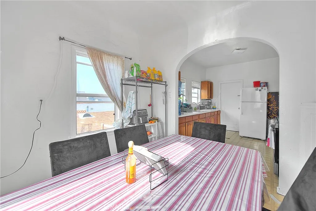 3945 Woolwine, Los Angeles, California 90063 home-pic-47